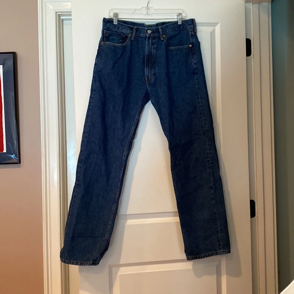 Men’s Levi’s 505 dark wash denim 35W X 32L. Excellent condition! - Picture 2 of 9